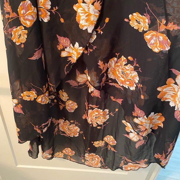 Floral long sleeve dress - Picture 4 of 4